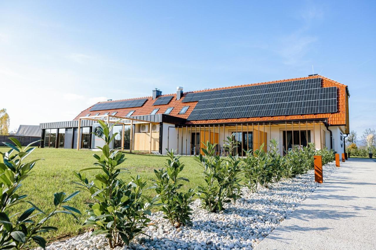 Resort Village Majer Gradac Zewnętrze zdjęcie