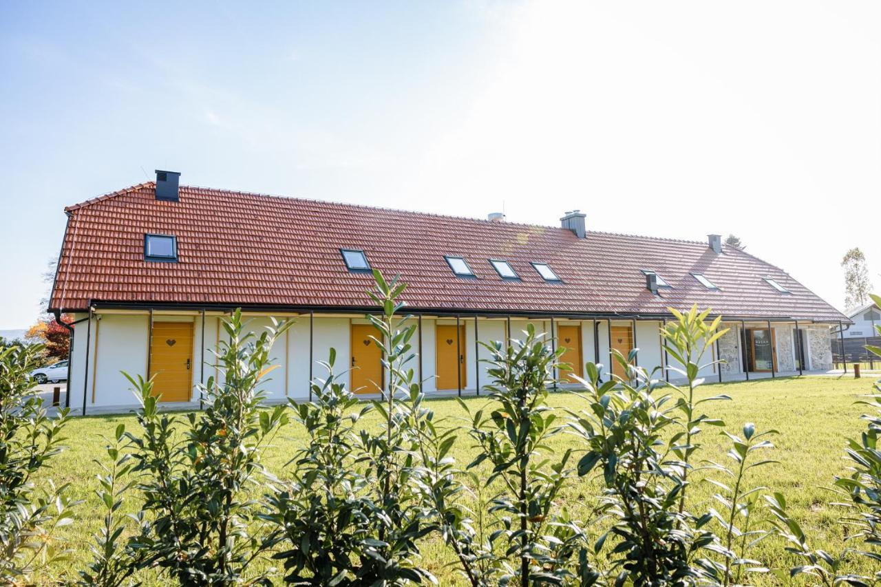 Resort Village Majer Gradac Zewnętrze zdjęcie